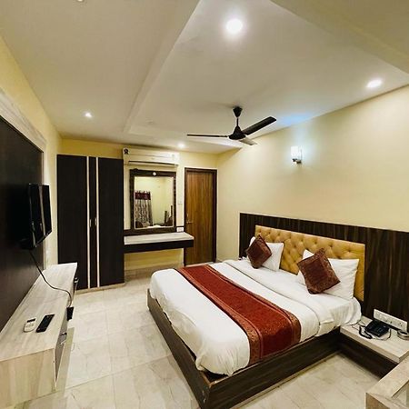 Hotel Augusto Varanasi Luaran gambar