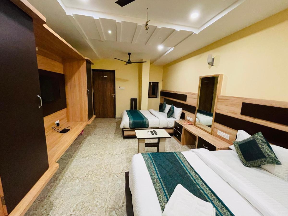 Hotel Augusto Varanasi Luaran gambar